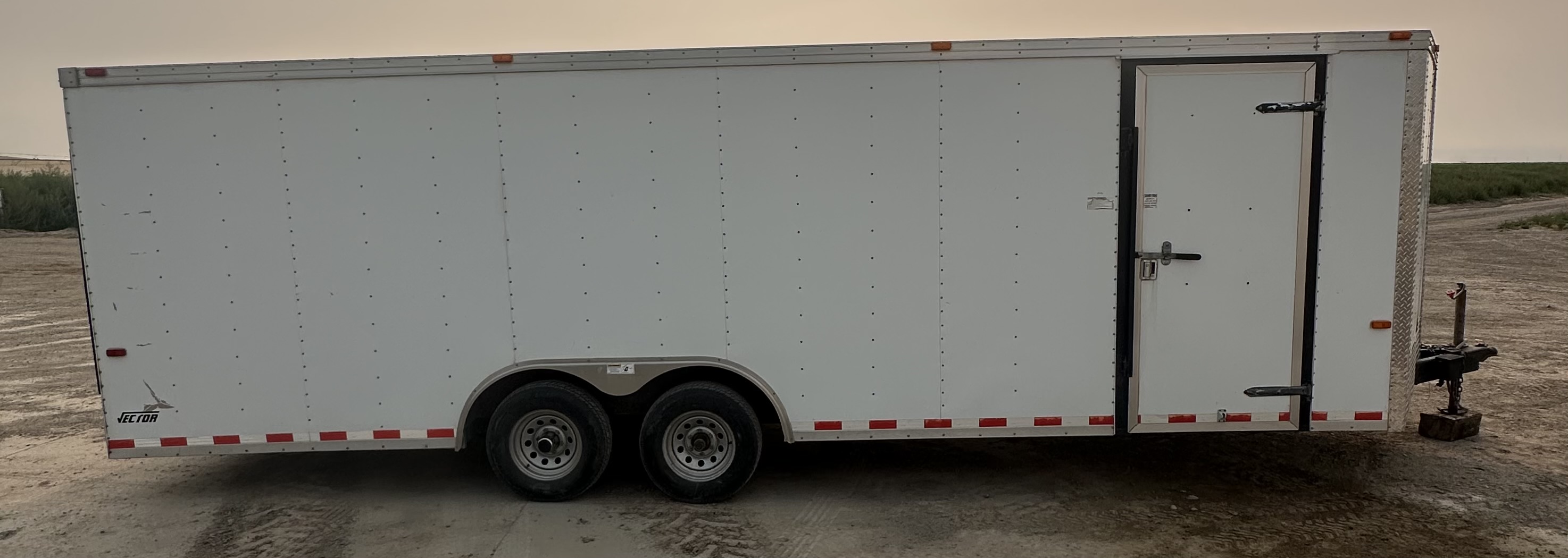 26ft Enclosed Car Hauler thumbnail 3
