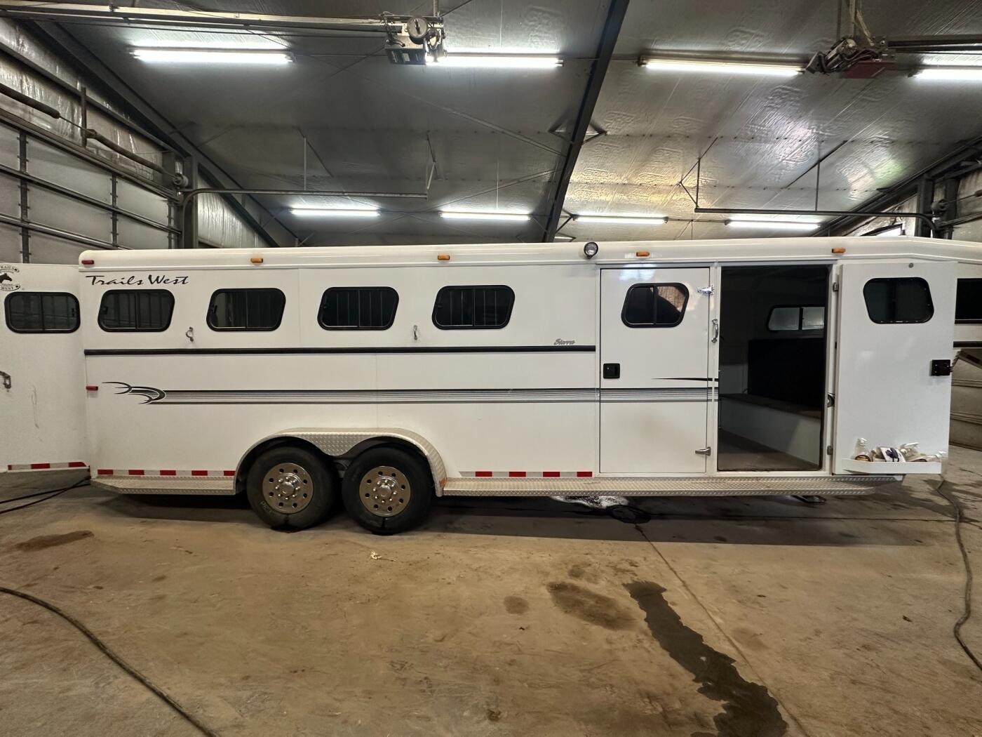30ft Horse Trailer rental — DTS Trailer Rentals, Sugar City, Idaho